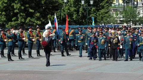 Zakaz zrównywania stalinowskiego Związku Radzieckiego i nazistowskich Niemiec z podpisem Putina