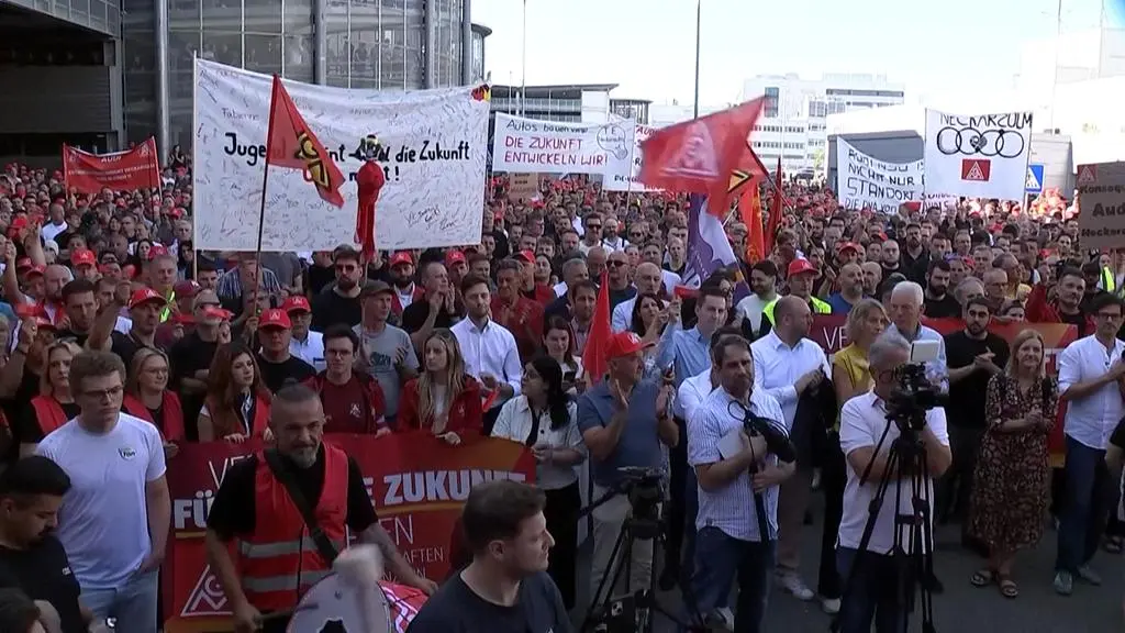 W środę tysiące pracowników protestowały w fabryce Audi w Neckarsulm