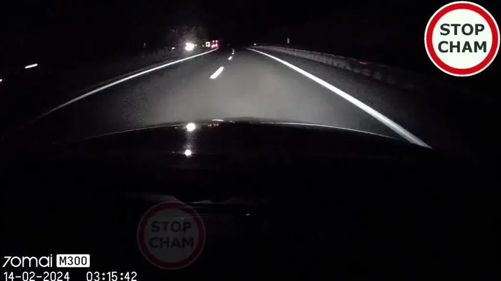 Kierowca ciężarówki jechał pod prąd na S3