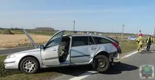Kierowca zignorował czerwone światło