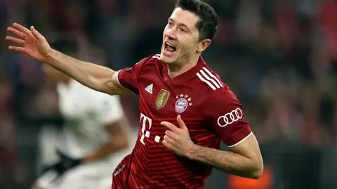 Robert Lewandowski praised after hat-trick in his 100th Champions League game
