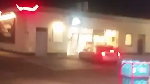 Kobieta zdemolowała stację paliw