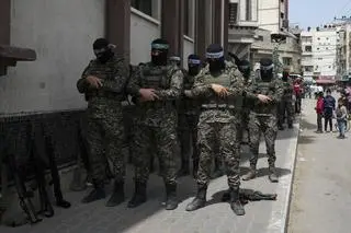 Członkowie brygady Izz ad-Din al-Kassam, zbrojnego skrzydła Hamasu