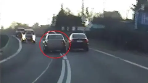 Jechał za szybko, wyprzedzał, gdzie nie powinien. Był pod wpływem narkotyków. Nagranie z pościgu