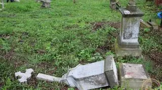 Członkom stowarzyszenia najbardziej żal jest krzyży
