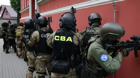 Funkcjonariusze CBA i CBŚP