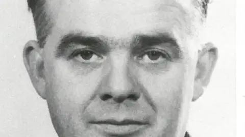 James Bond z misją w Warszawie. IPN: interesował się niewiastami