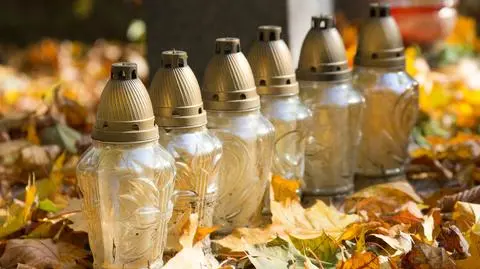 Sprzedawcy kwiatów oburzeni decyzją rządu. "Może pan Morawiecki da nam swoją wypłatę?"