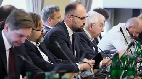 Krzysztof Szczucki podczas posiedzenia sejmowej komisji sprawiedliwości