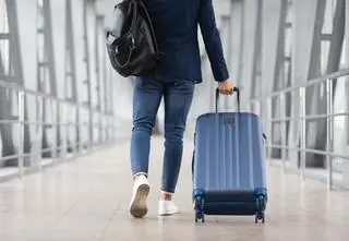 Samolot opóźniony, bagaże nie doleciały. "Pięć dni walczę o odzyskanie swoich rzeczy"