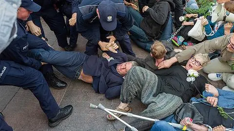 Charakter politycznej represji. Frasyniuk nie stawi się na przesłuchanie