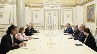 Rozmowy szefa CIA z premierem Armenii. Zdjęcie z 15 lipca 