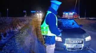 Na miejscu pracowali policjanci z Chojnic