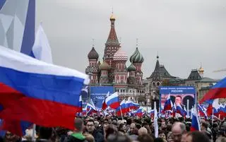Propagandowy wiec poparcia dla Putina w Moskwie