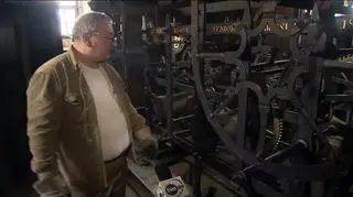 Pan Zbyszek zegara dogląda codziennie