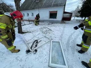 Siła uderzenia była bardzo duża. Wyrwane zostały okna i drzwi