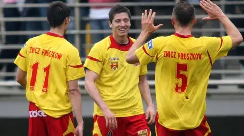 Srebrnym fiatem na treningi, gole w Pruszkowie. Tam "narodził się" Lewandowski