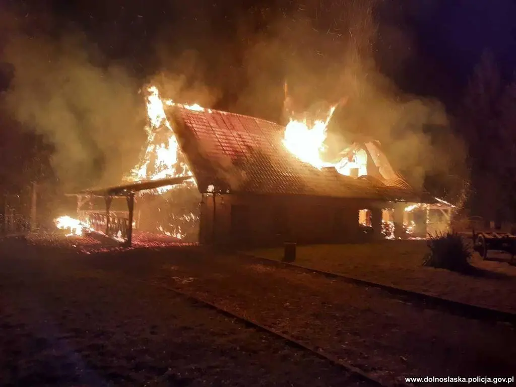 Dom spłonął doszczętnie