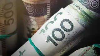 Milion złotych zostawili przed drzwiami