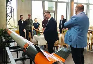 Studenci z Politechniki Poznańskiej sami zaprojektowali i zbudowali rakietę