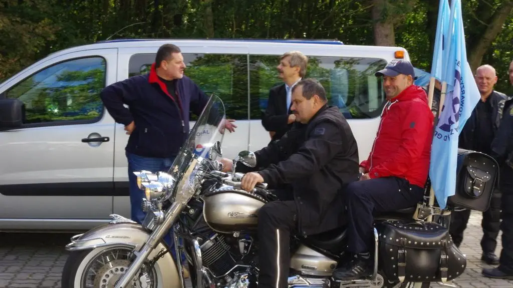 Pensjonariusze oglądali motocykle