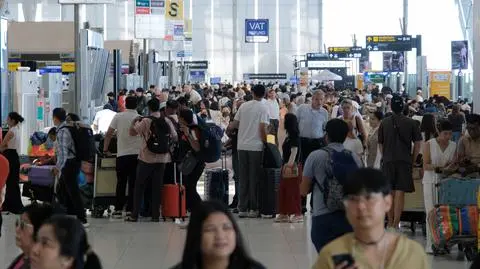 bangkok - Kmikhidov shutterstock_2778421527