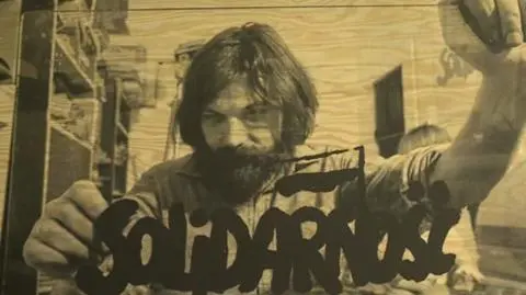 "Oryginalne Tablice 21 Postulatów są najważniejszym eksponatem, który definiuje przestrzeń całej wystawy"