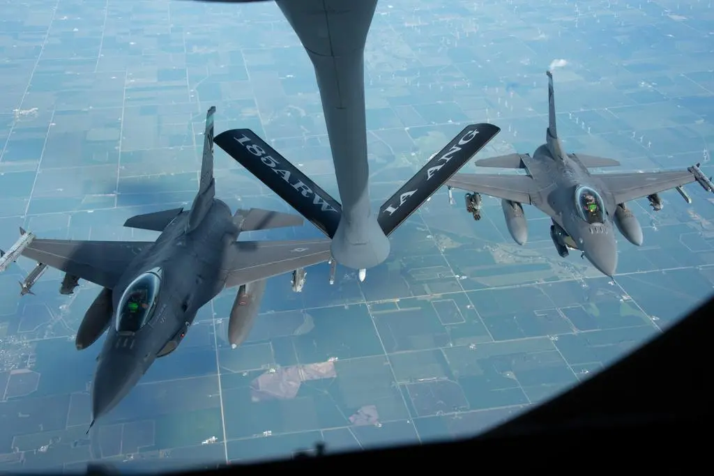 F-16