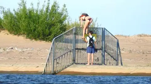 Weszli na teren rezerwatu ptaków. "Minęli kilka tablic i płotów. Zrobili to z pełną premedytacją" 