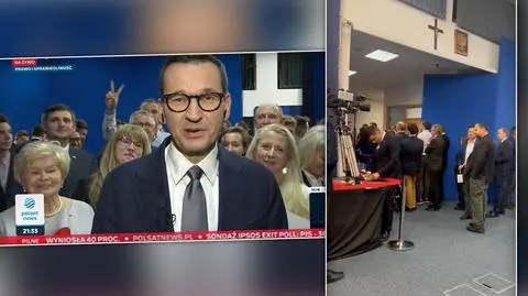 W kadrze z premierem tłoczno, na sali pusto. Jak było w sztabie PiS podczas wieczoru wyborczego