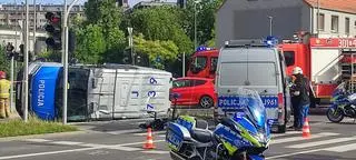 Zderzenie radiowozu z samochodem w Opolu