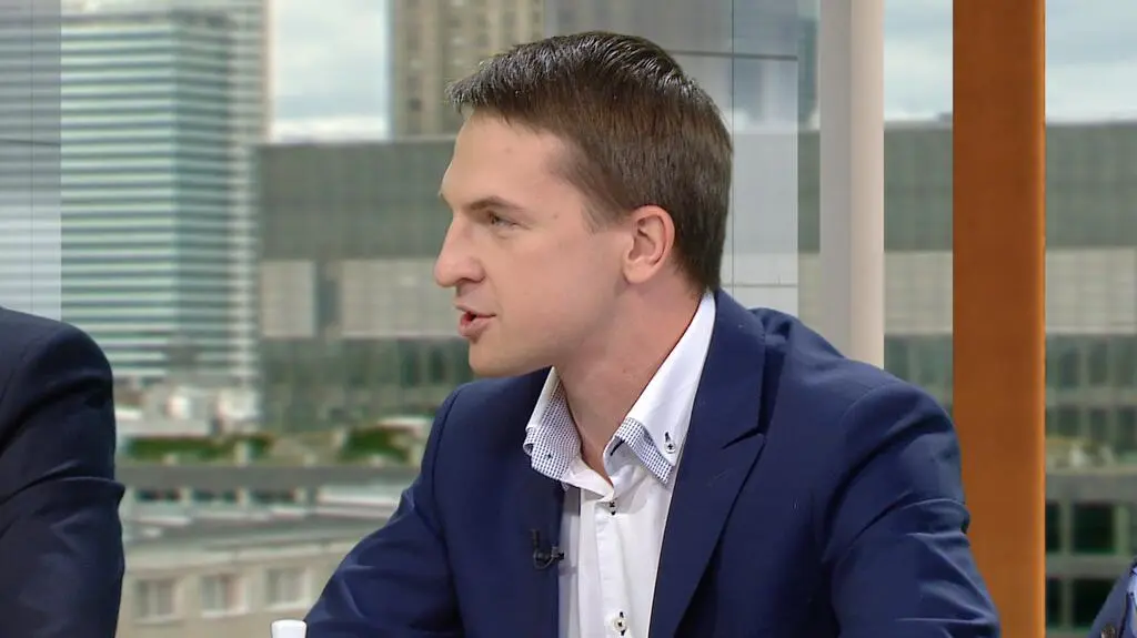 Szłapka: wystawa w trakcie szczytu NATO zakłamuje historię; Stalin też tak robił
