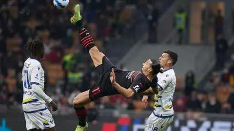 Ibrahimović wrócił w swoim stylu. "Ty chodzisz, ja latam"