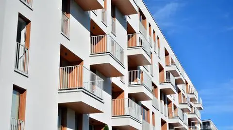 Czy warto przewalutować kredyt?