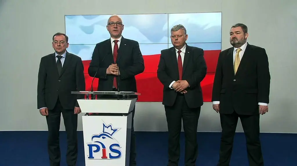 Cała konferencja prasowa komisji ds. Bartłomieja Misiewicza