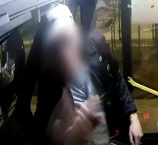 Mężczyzna był poszukiwany w związku z atakiem na kierowcę autobusu
