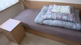 Pokój dwuosobowy w akademiku Uniwersytetu Wrocławskiego