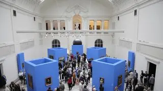 Sala gdzie wystwiono obrazy musiała spełnić restrykcyjne warunki 
