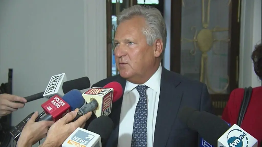 Aleksander Kwaśniewski o problemie z falą uchodźców w Europie