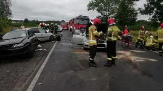 Zderzyły się trzy auta, nie żyje jeden z kierowców