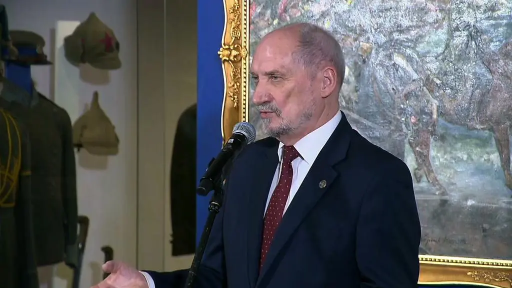 Macierewicz o Misiewiczu: Skąd taka koncentracja wysiłku prowokacyjno-dezinformacyjnego?