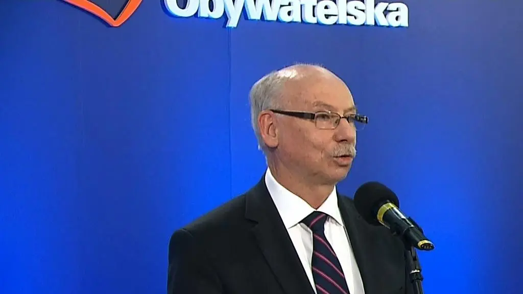 Lewandowski chce debaty z Szydło