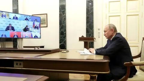 Władimir Putin "w samoizolacji" 