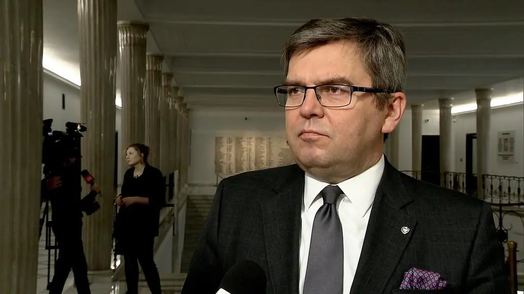 Niepokojące jest dlaczego wokół tego robi się tyle szumu