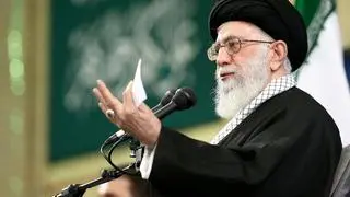 Ajatollah Ali Chamenei ułaskawił ponad pięciu tysięcy więźniów