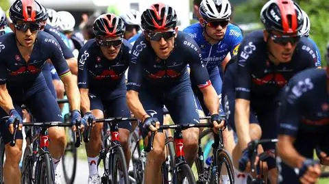 Wydarzenia na otwarcie Tour de France skomplikowały plany drużynie Kwiatkowskiego