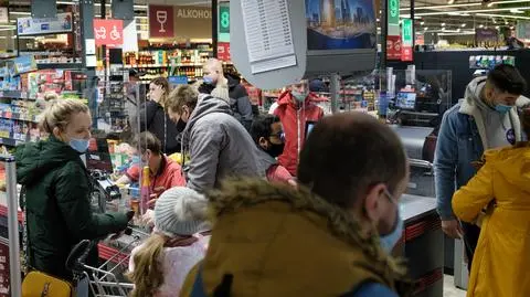 Podwyżki w wielkiej sieci handlowej