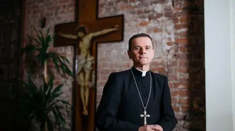 Biskup Milewski: w polskim Kościele są księża homoseksualiści