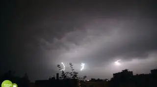 Na niebie roiło się od piorunów