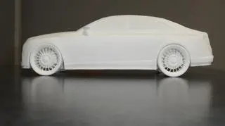 Model czeka na lakierowanie 